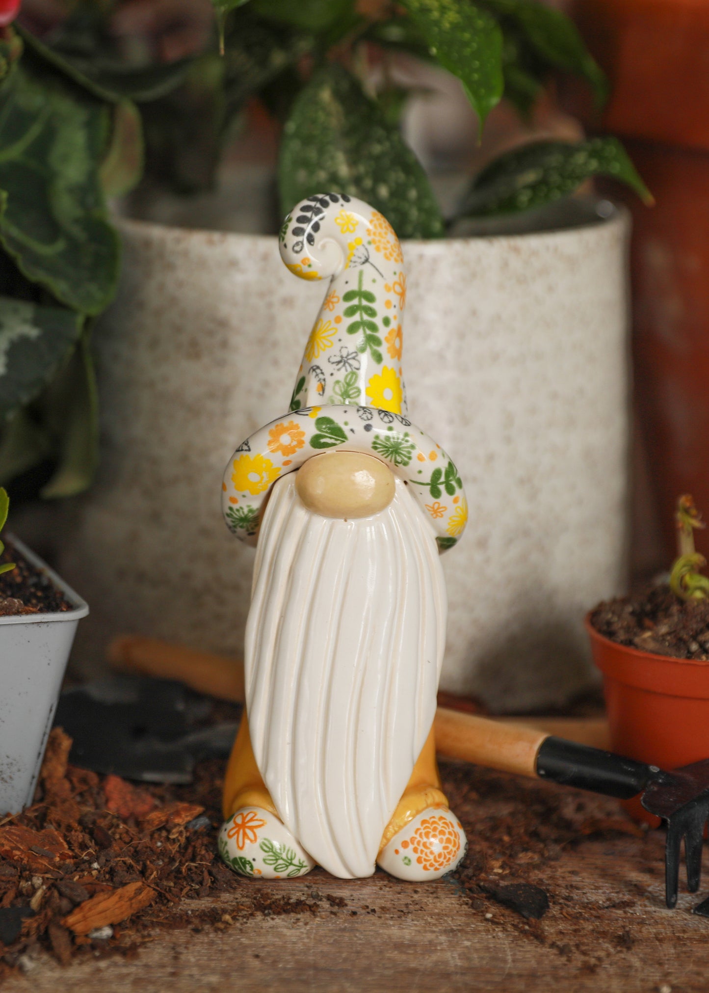 Gnome with feet