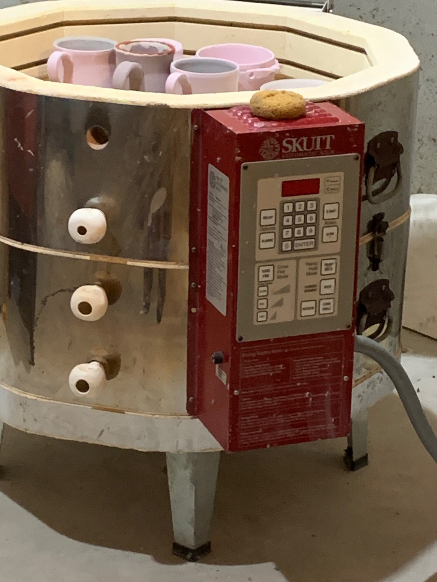 Kiln firing 1/2 kiln