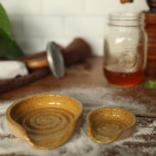 Spoon rest -Marigold